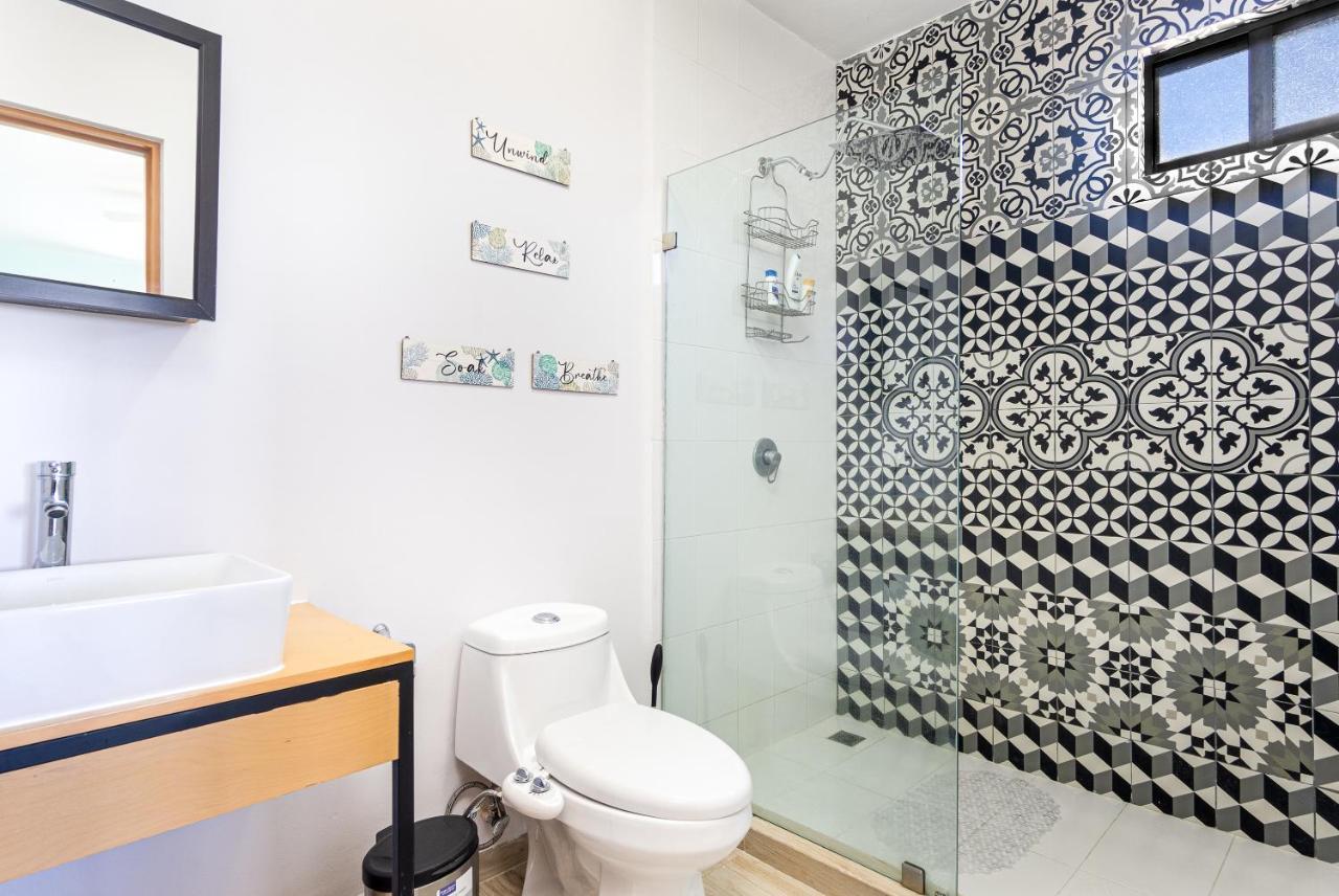 Stunning 2 Bedroom, 2 Bathroom Condo Just A 5 Minute Drive To The Beach Cabo San Lucas Exterior photo